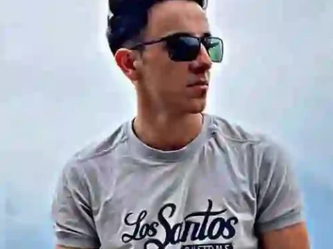 سئوکار و طراح سایت در هشتگرد | مصطفی‌زاده | سئوی اصولی